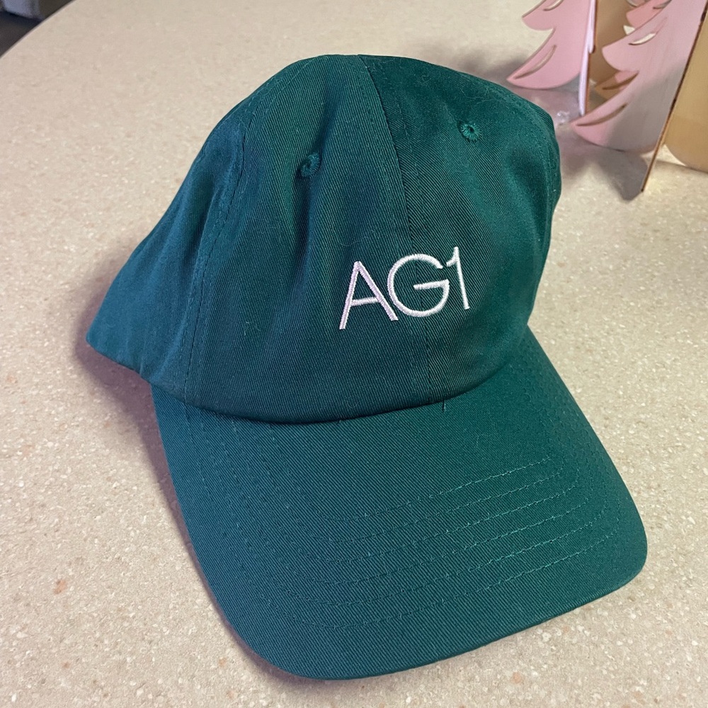 AG1 hat - green - NWOT